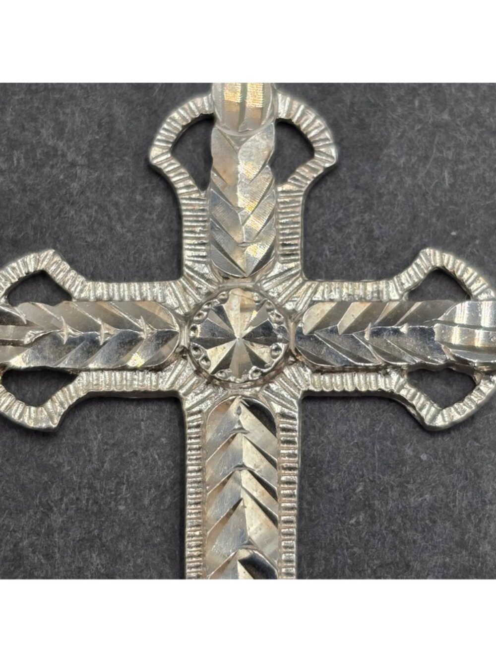 Vintage Sterling Silver Diamond Cut Chevron Filigree Cross Latin Pendant 2" READ - Picture 3 of 9
